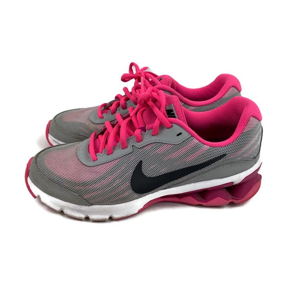 nike reax run 9